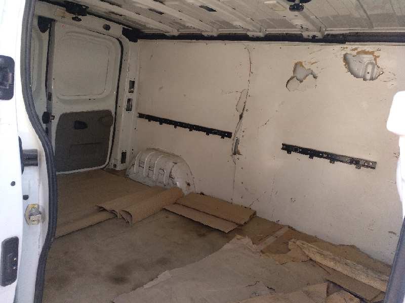 renault trafic combi (ab 4.01) del año 2010