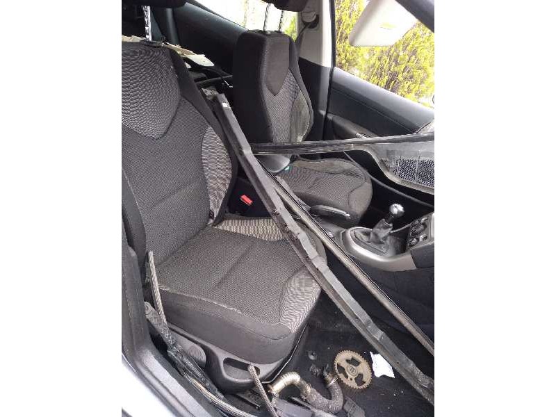 peugeot 308 del año 2008