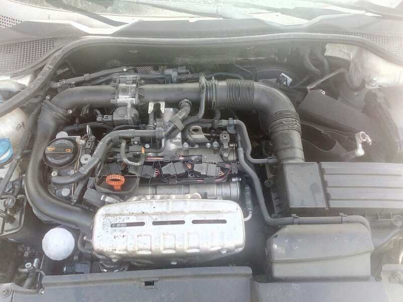 volkswagen scirocco (137) del año 2010