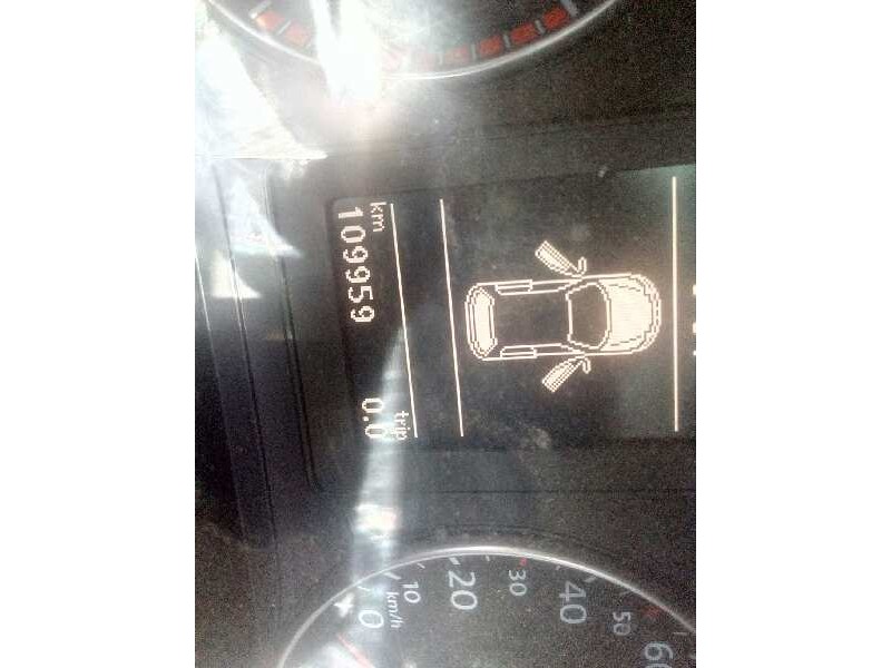 volkswagen scirocco (137) del año 2010