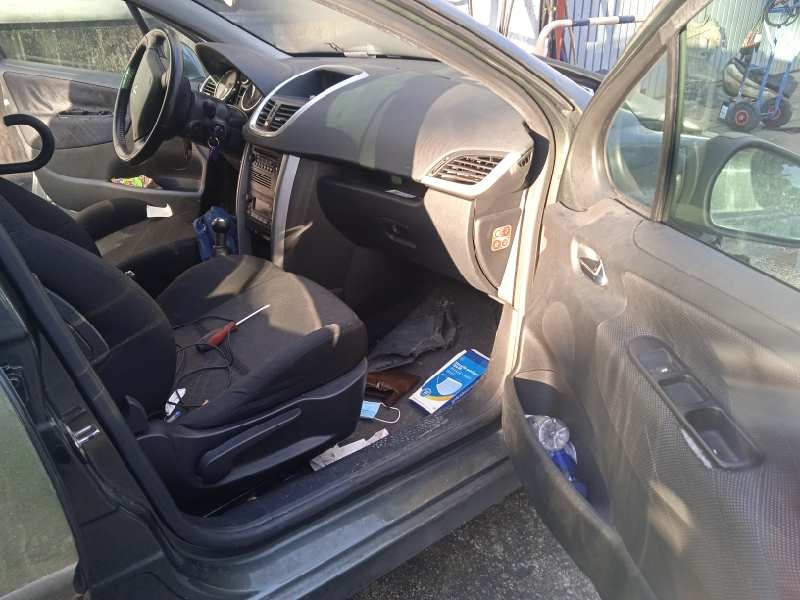 peugeot 207 sw del año 2007