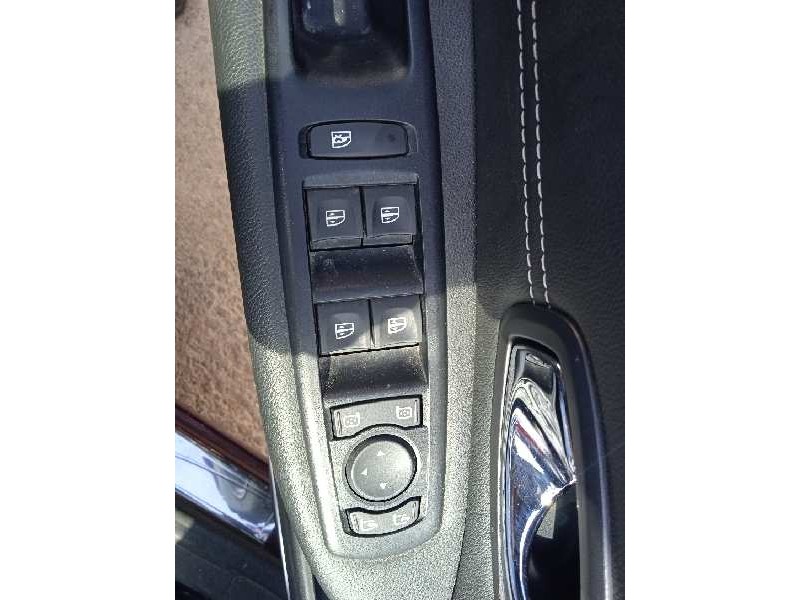 renault scenic iii del año 2012