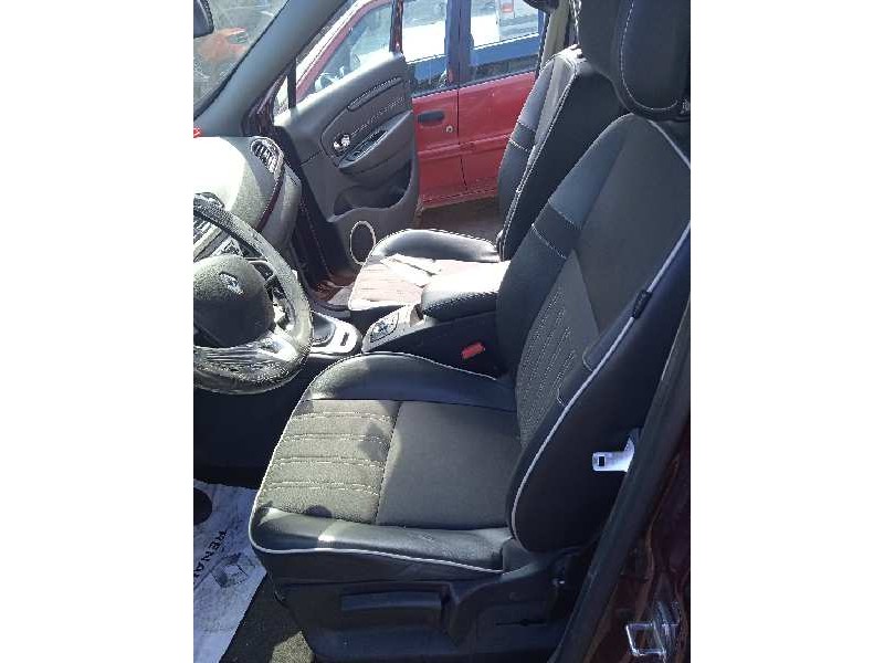 renault scenic iii del año 2012