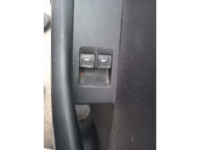 seat toledo (kg3) del año 2015