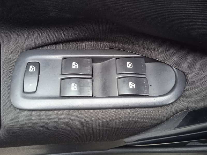 renault megane ii berlina 5p del año 2005