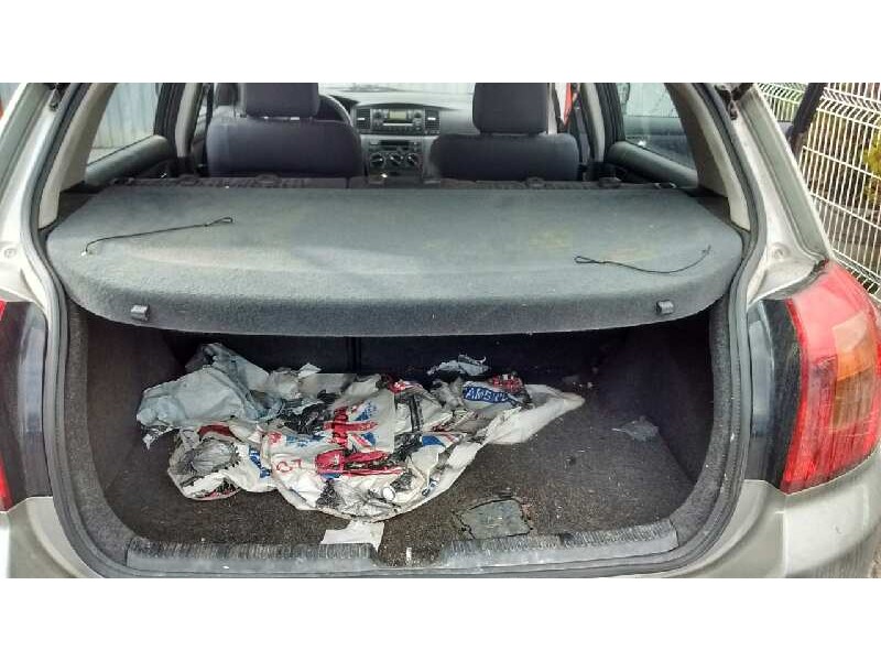 toyota corolla (e12) del año 2003