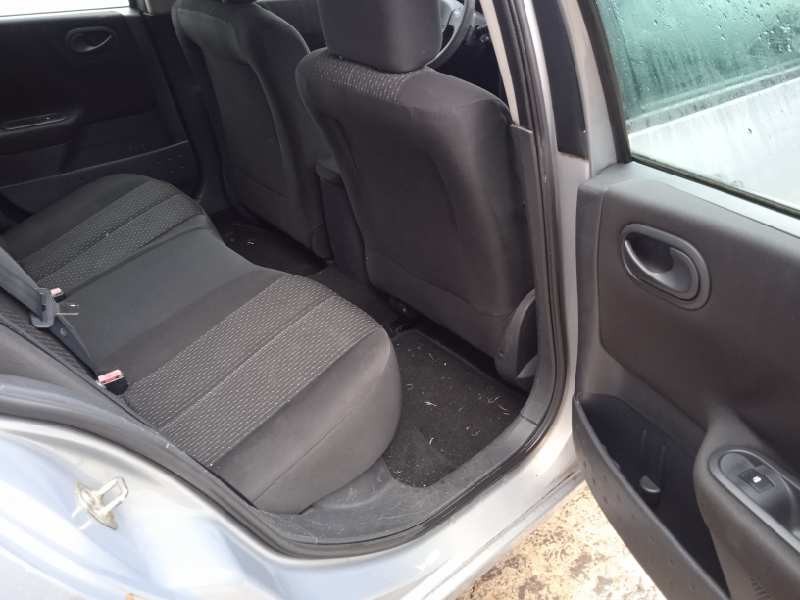 renault megane ii berlina 5p del año 2005