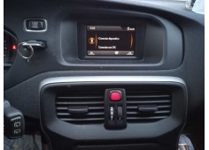 volvo v40 del año 2013 2