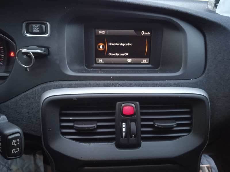 volvo v40 del año 2013