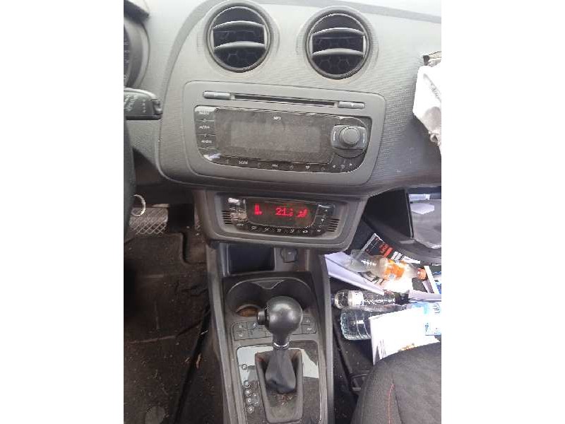 seat ibiza (6j5) del año 2010