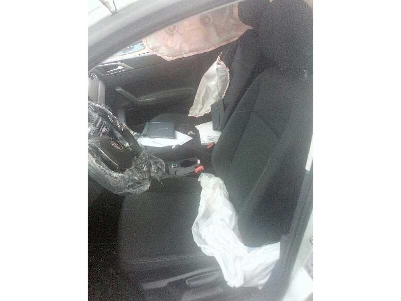 volkswagen polo (aw) del año 2017