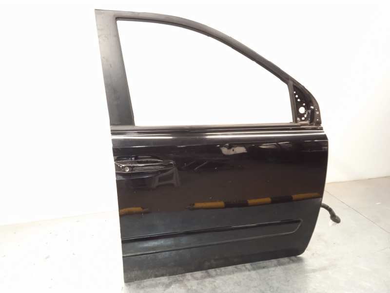 Recambio de puerta delantera derecha para kia carnival 2.9 crdi vgt ex referencia OEM IAM 760044D010  