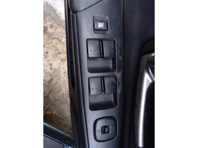 mazda 3 berlina (bk) del año 2005