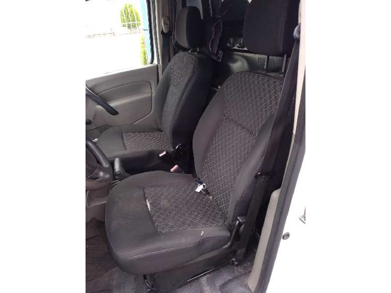 renault kangoo del año 2009