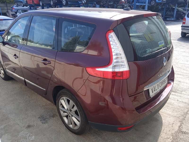 renault scenic iii del año 2012