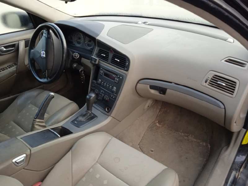 volvo s60 berlina del año 2007