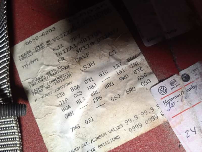 seat ibiza (6j5) del año 2010