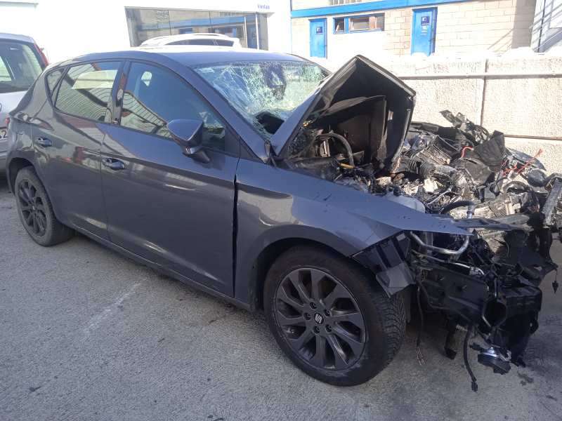 SEAT LEON (5F1)