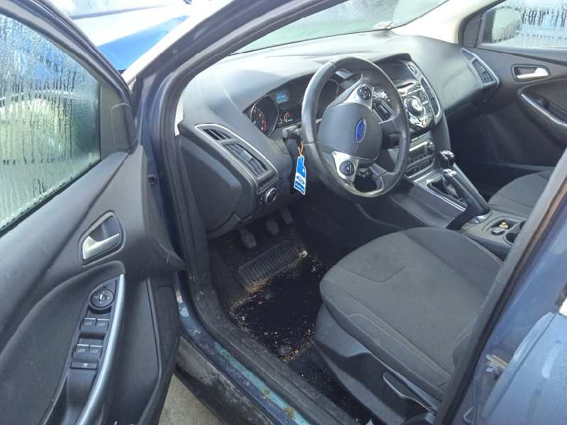 ford focus turn. del año 2014