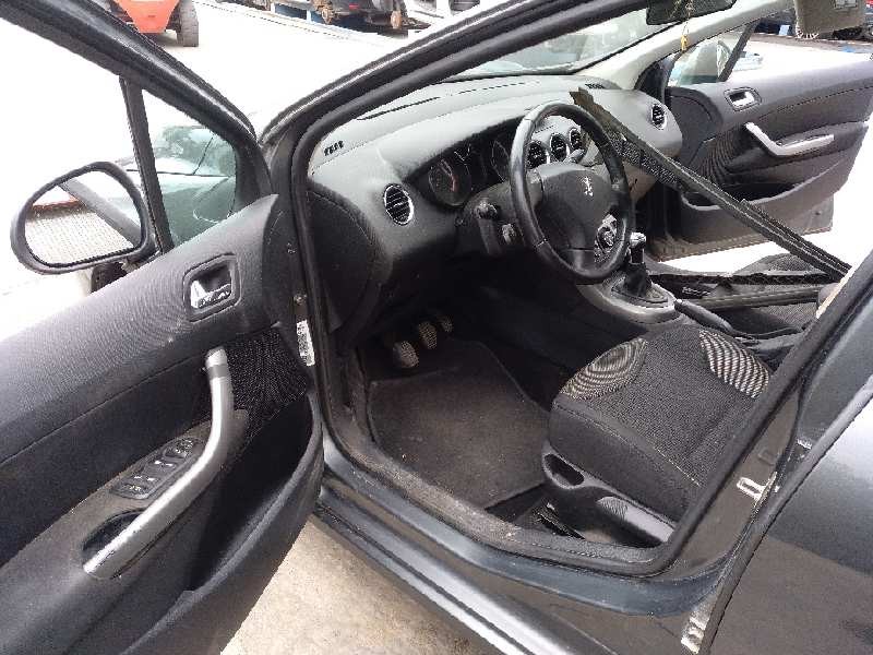 peugeot 308 del año 2008