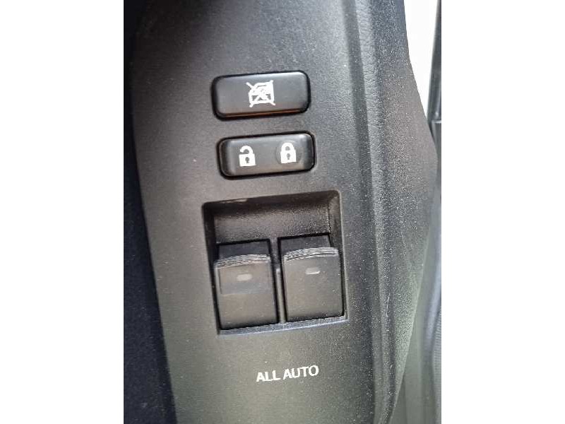 toyota land cruiser (j15) del año 2016