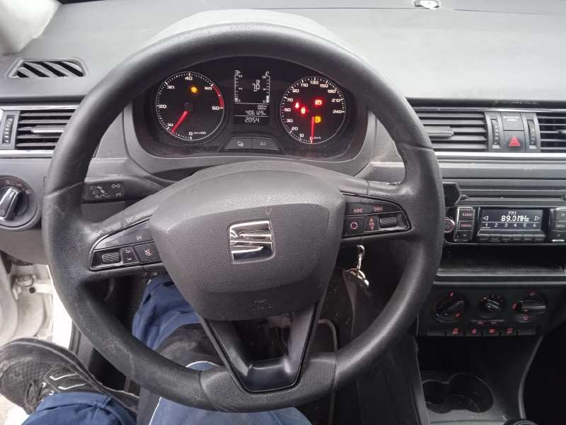 seat toledo (kg3) del año 2015