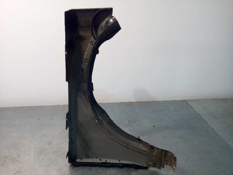 Recambio de aleta delantera izquierda para land rover discovery v6 td hse referencia OEM IAM ASB780030  