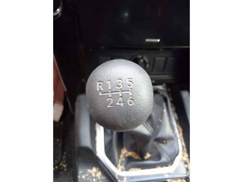 toyota land cruiser (j15) del año 2016