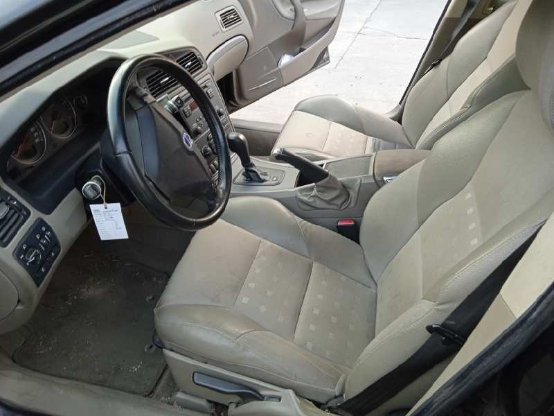 volvo s60 berlina del año 2007