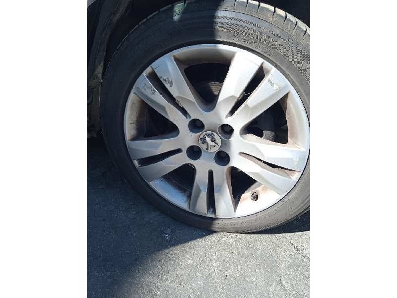 peugeot 5008 del año 2011