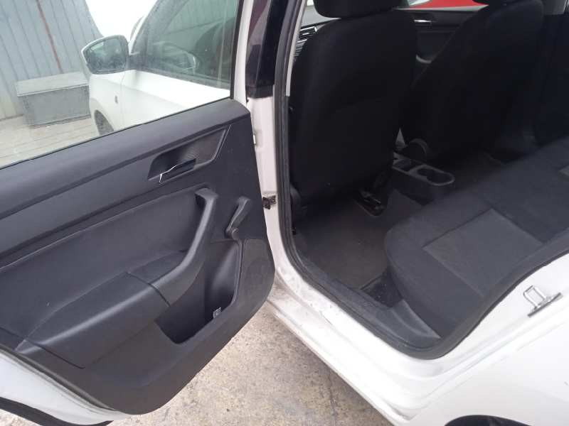 seat toledo (kg3) del año 2015