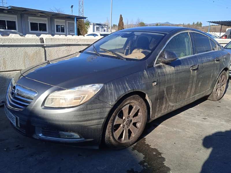 opel insignia berlina del año 2009