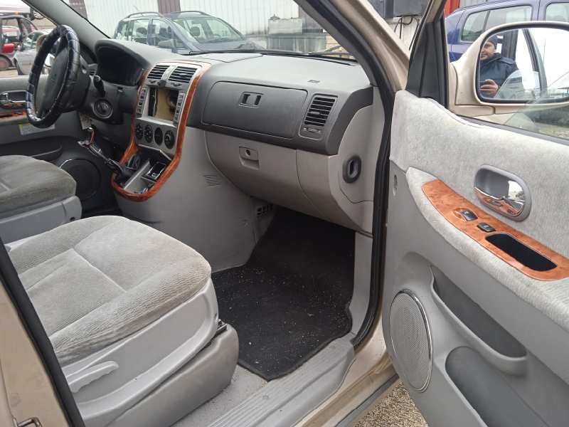 kia carnival ii del año 2005