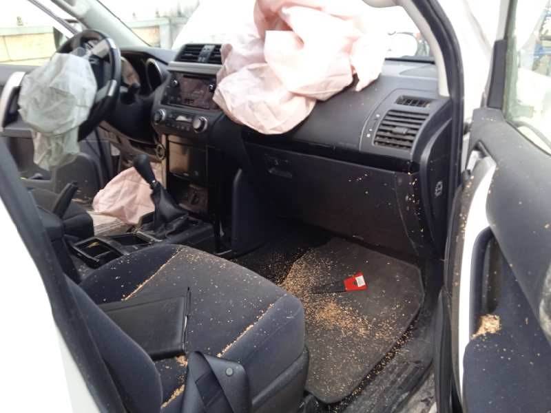 toyota land cruiser (j15) del año 2016