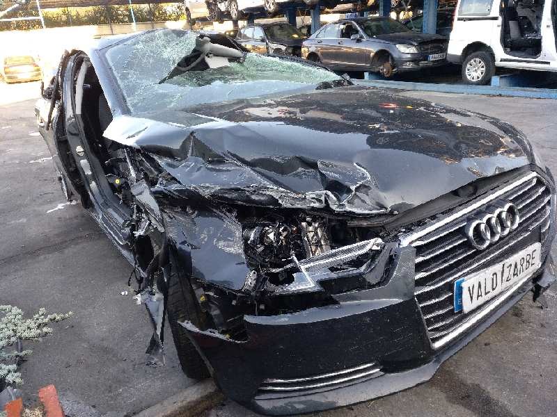 audi a4 berlina (8w2) del año 2016