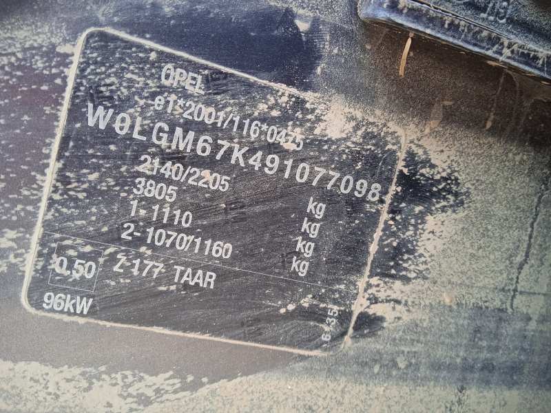 opel insignia berlina del año 2009