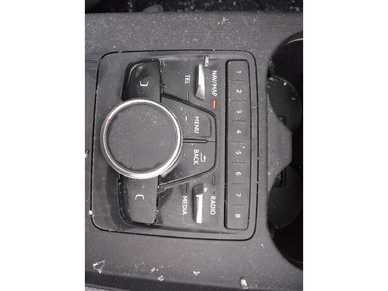 audi a4 berlina (8w2) del año 2016