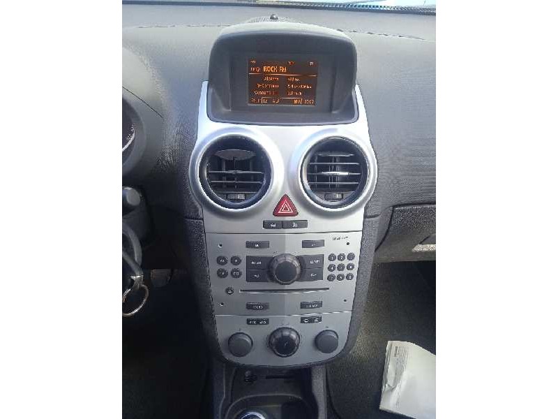 opel corsa d del año 2010