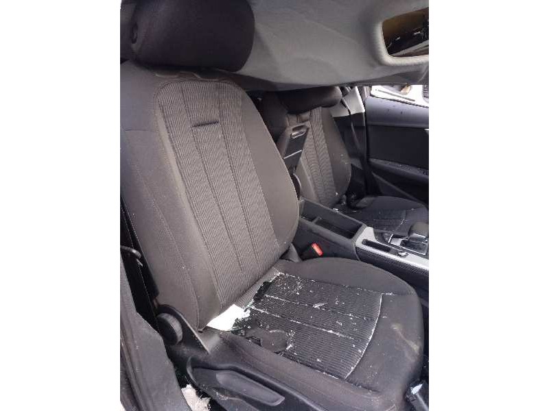 audi a4 berlina (8w2) del año 2016