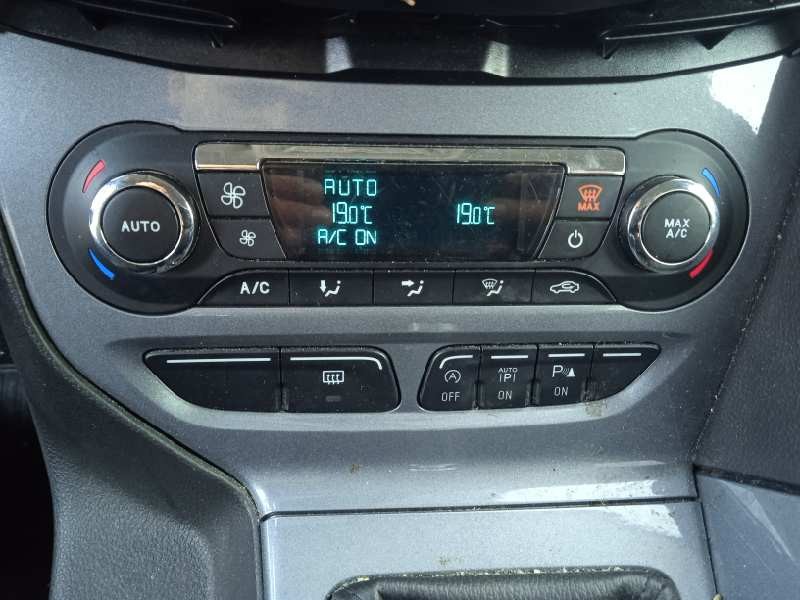 ford focus turn. del año 2014