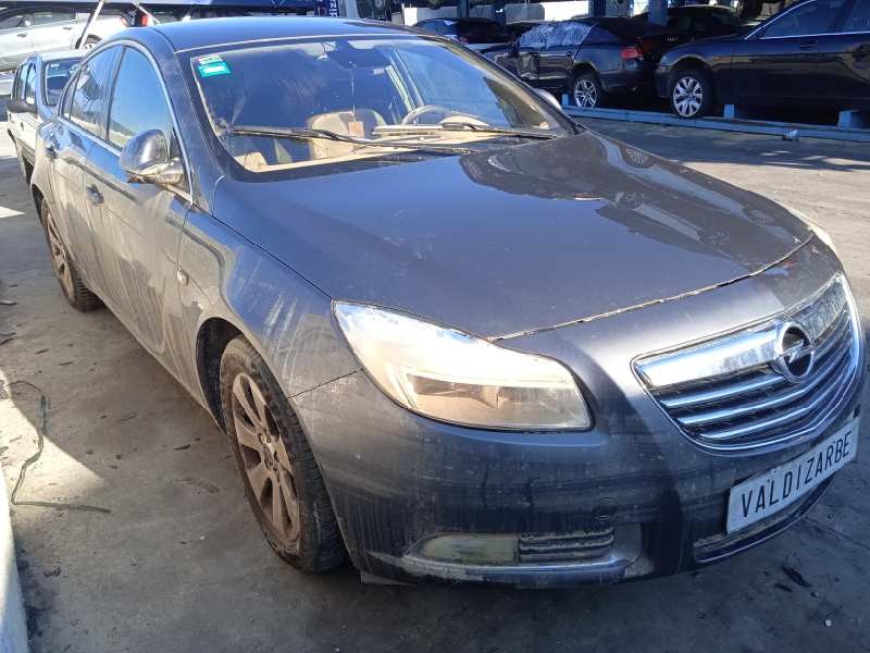 opel insignia berlina del año 2009