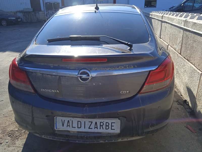 opel insignia berlina del año 2009