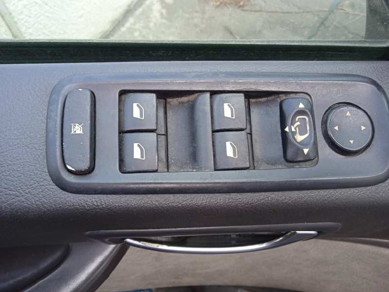 peugeot 807 del año 2005