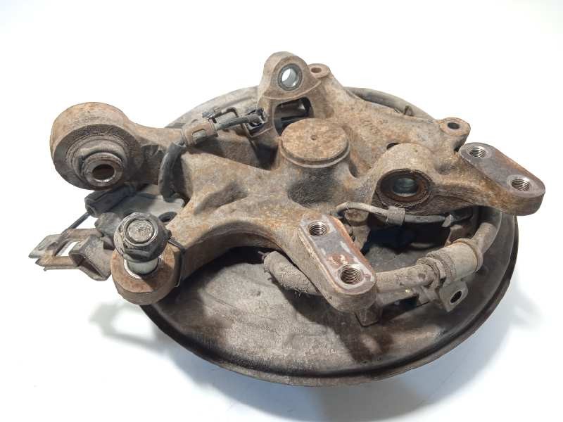 Recambio de mangueta trasera izquierda para kia carnival 2.9 crdi vgt ex referencia OEM IAM 527504D000  