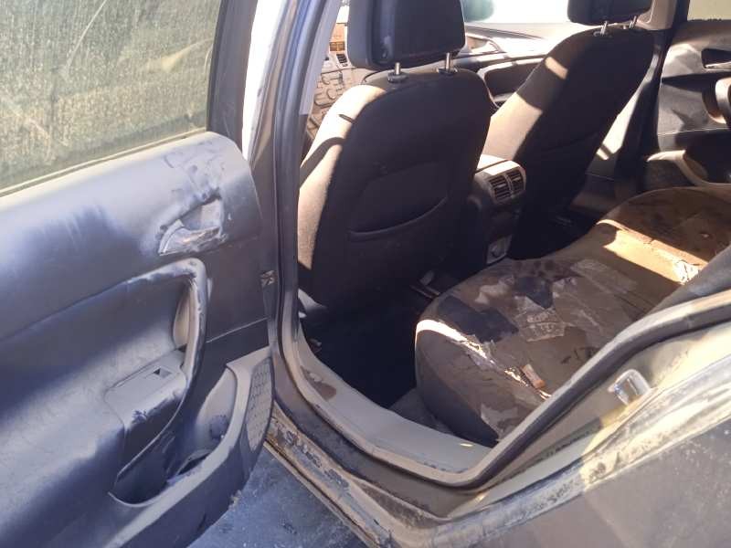 opel insignia berlina del año 2009