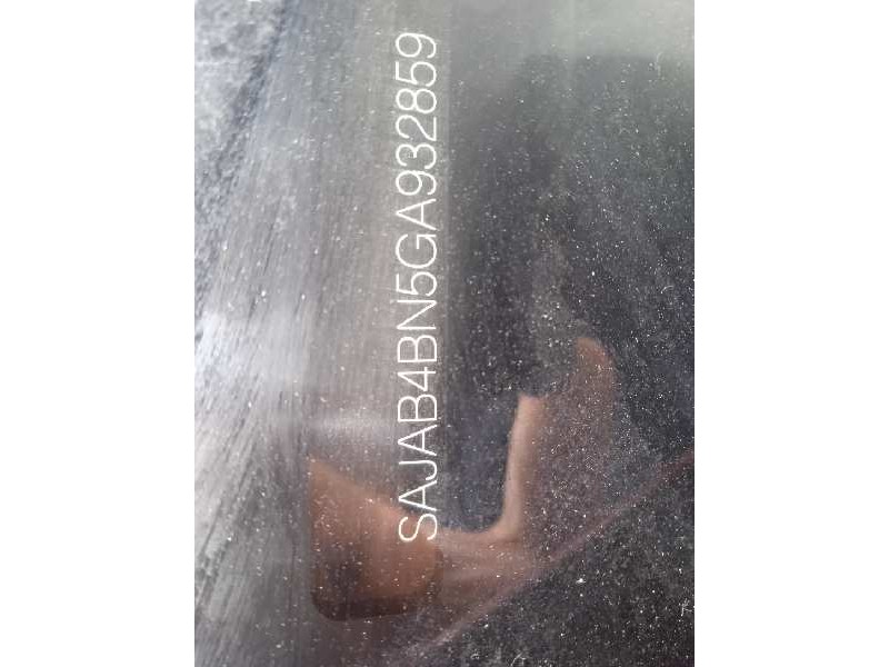 jaguar xe del año 2015