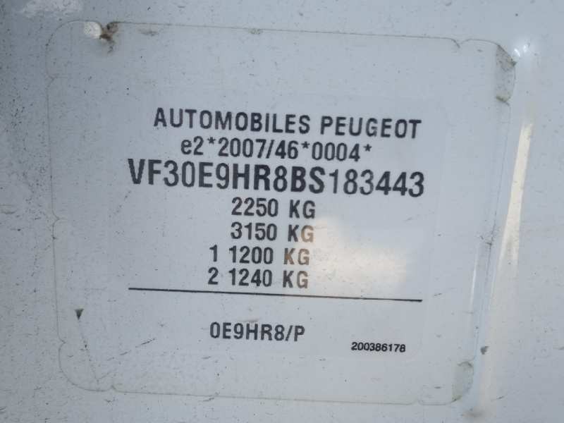 peugeot 5008 del año 2011