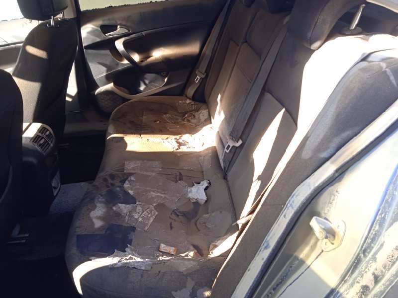 opel insignia berlina del año 2009