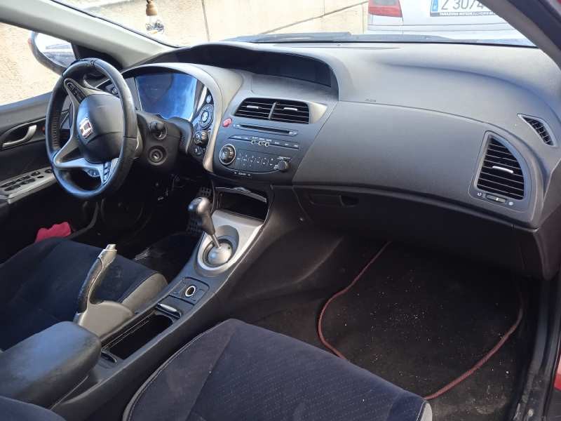 honda civic berlina 5 (fk) del año 2006