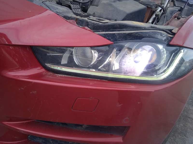 jaguar xe del año 2015